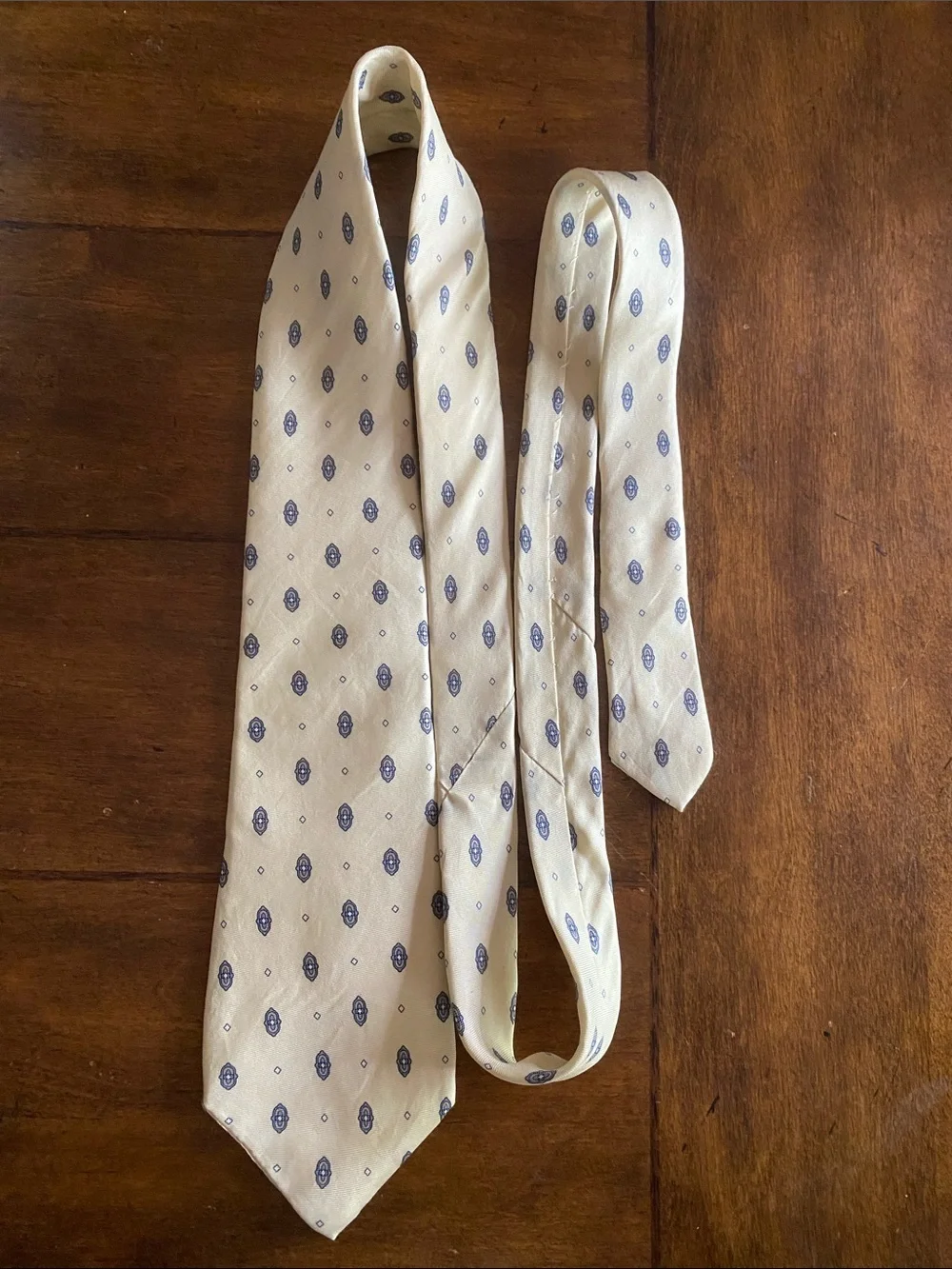 Christian Dior 100% Silk Tie Cream with Blue Medallion Motif